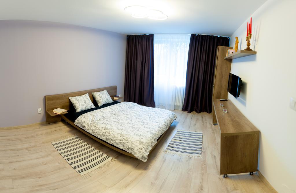 Nicola'S Home Bucharest Exterior photo