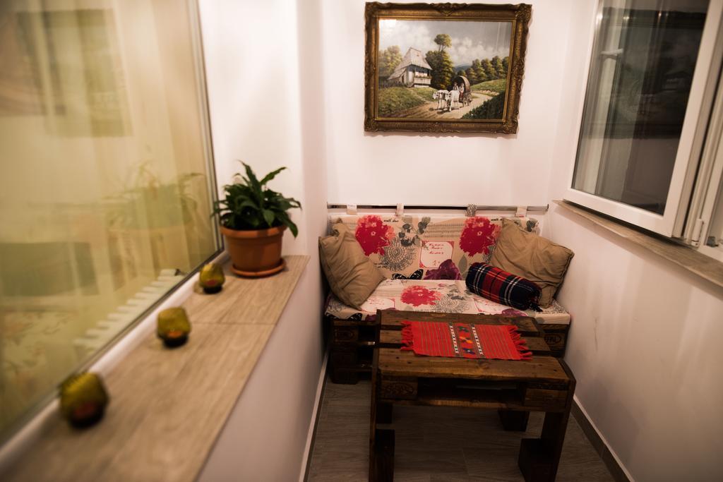 Nicola'S Home Bucharest Exterior photo